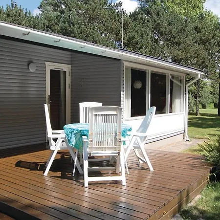 2 Bedroom In *